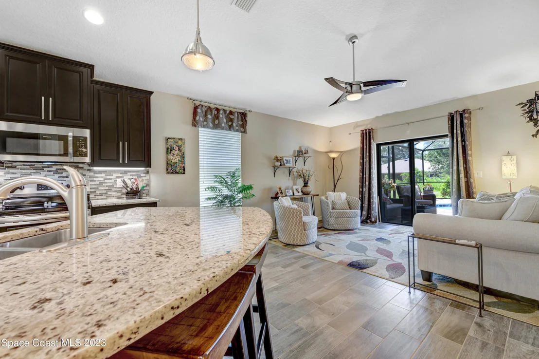 Photo of 1345 Fuji Drive