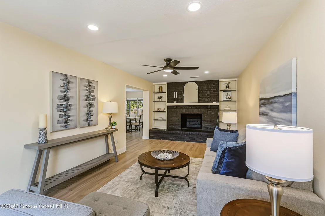 Photo of 2283 Saint Swithin Lane