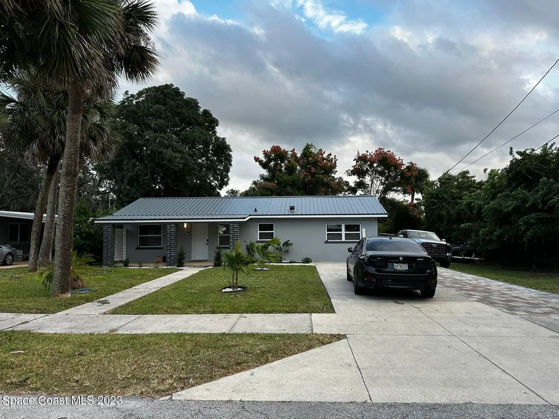 Photo of 1083 Sea Grape Drive