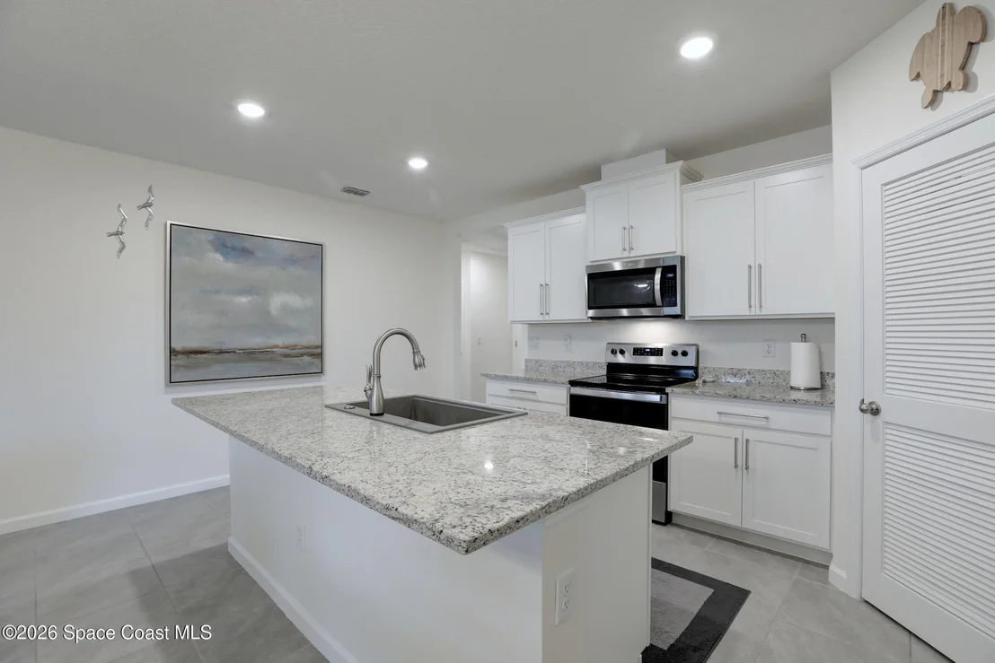 Photo of 6794 Topaz Drive