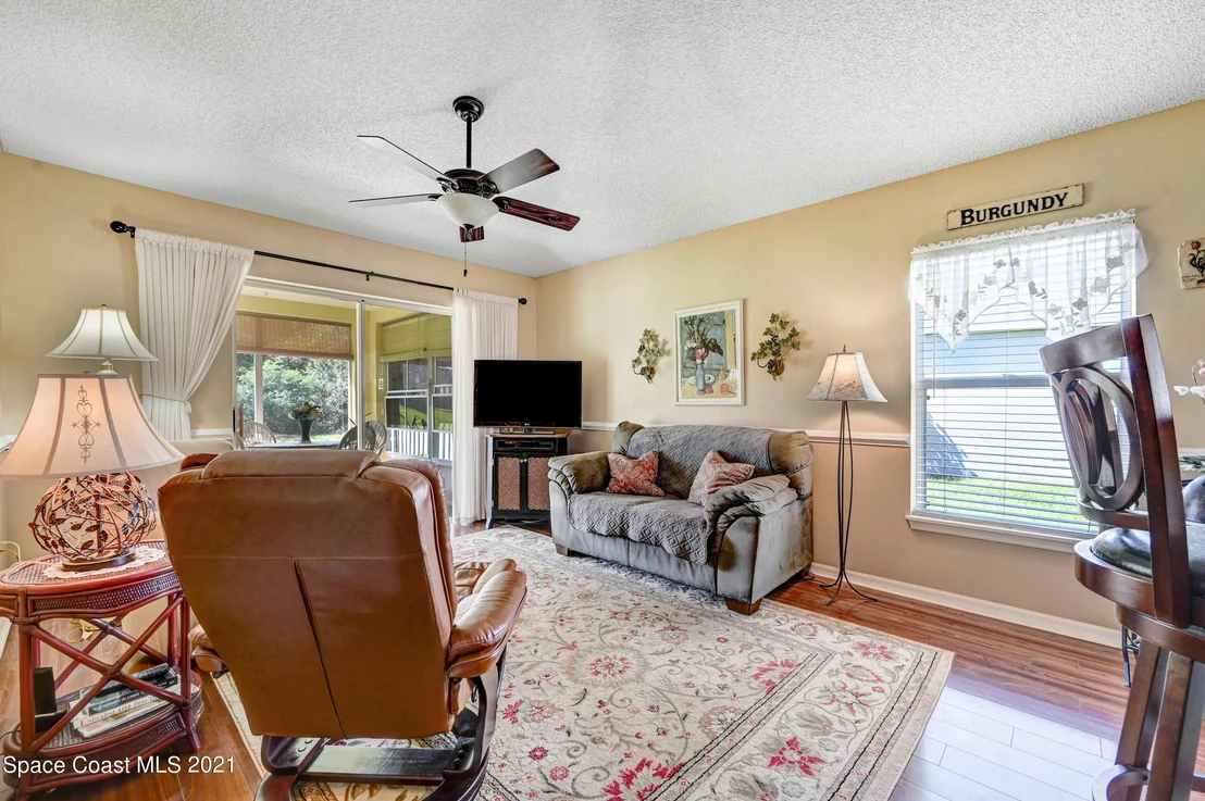 Photo of 2231 Spring Creek Circle NE