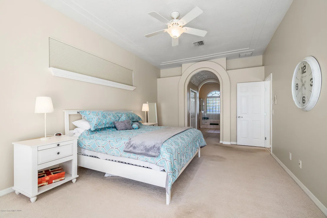 Photo of 978 Wildwood Drive