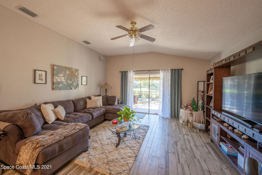 Photo of 914 Shaw Circle