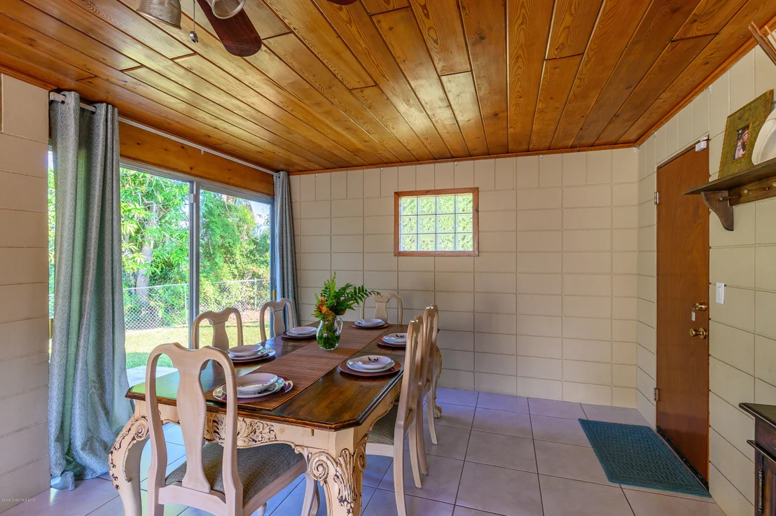 Photo of 1411 Ridge Road NE