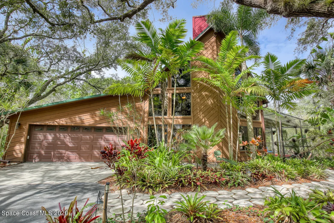 Photo of 3880 Leghorn Road