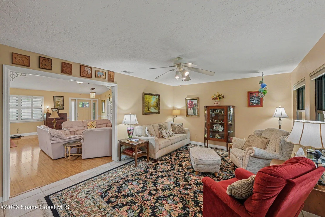 Photo of 1810 Whispering Oaks Circle