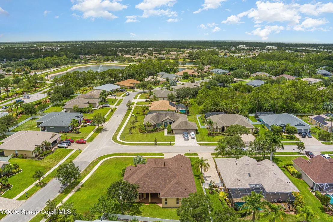 Photo of 291 Devlin Court SE