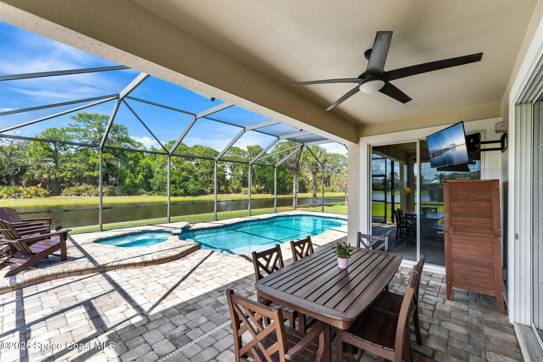 Photo of 8533 Drayton Circle