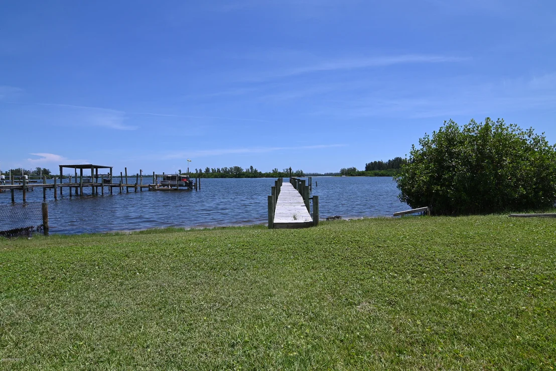 Photo of 6117 Highway 1