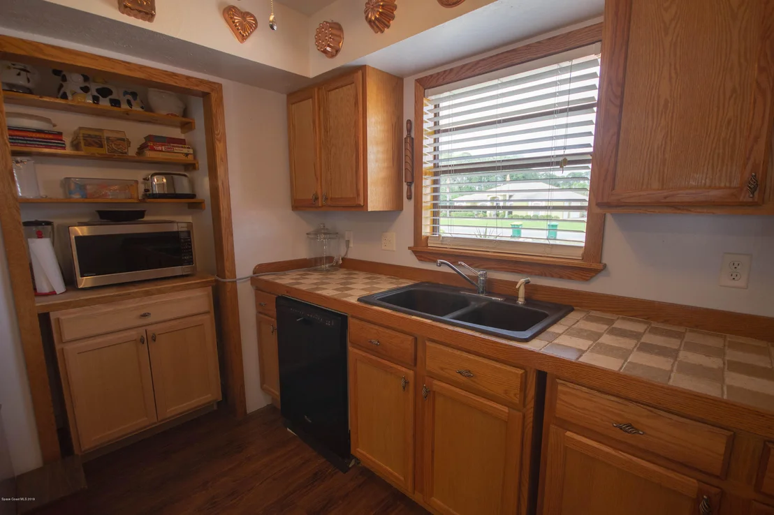 Photo of 6565 Grissom Parkway
