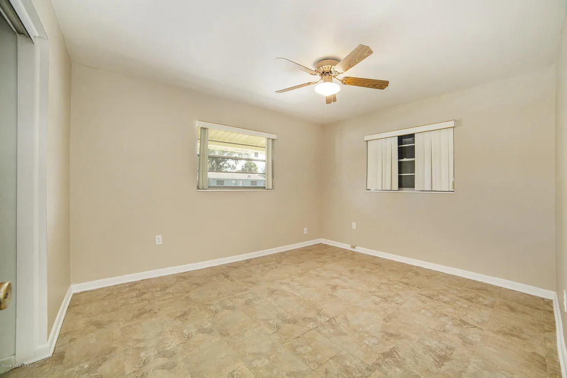 Photo of 906 Bristol Drive