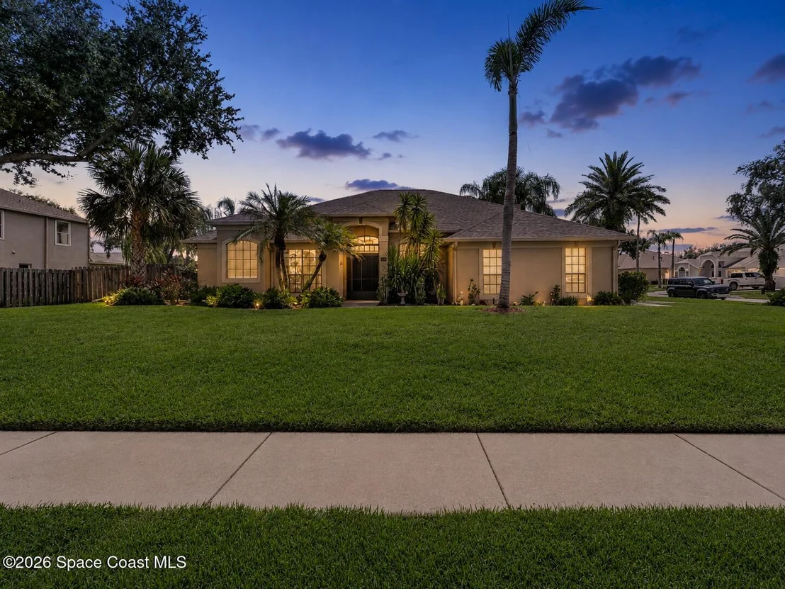Photo of 1494 Wellington Circle