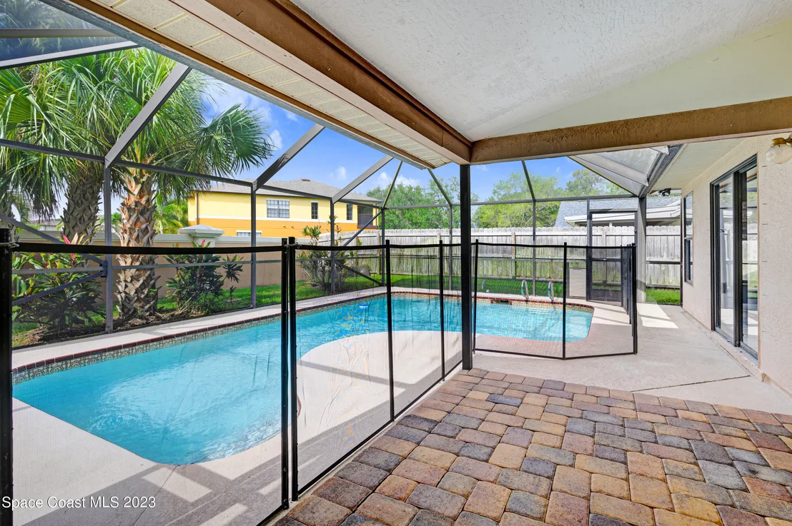 Photo of 1255 Walnut Court