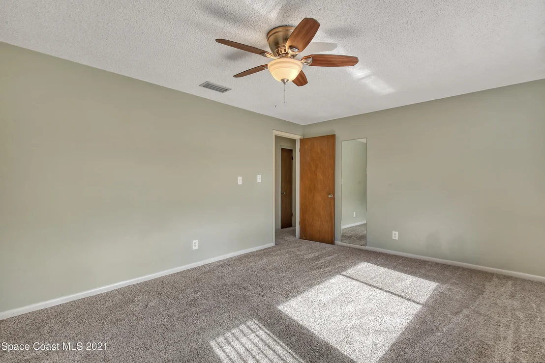 Photo of 2502 Meadow Lane