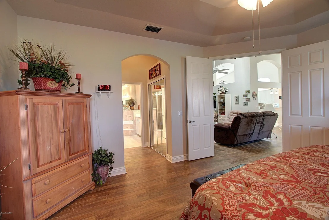 Photo of 501 Shell Cove Drive