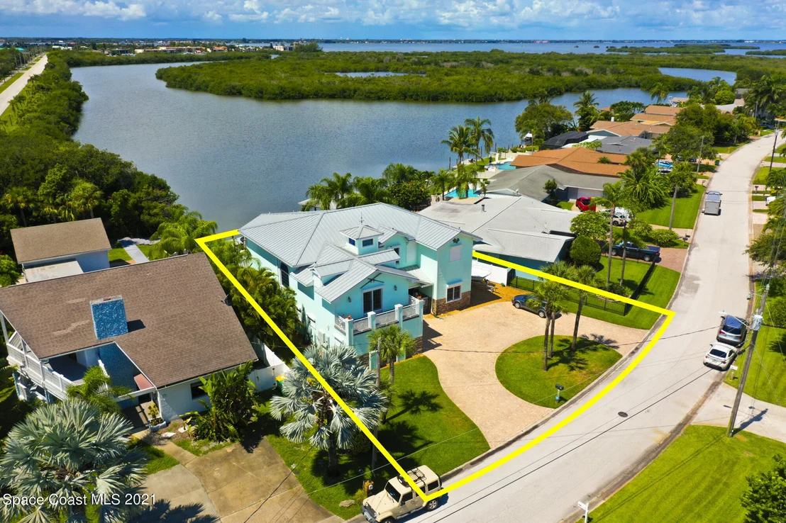 Photo of 14 Danube River Drive