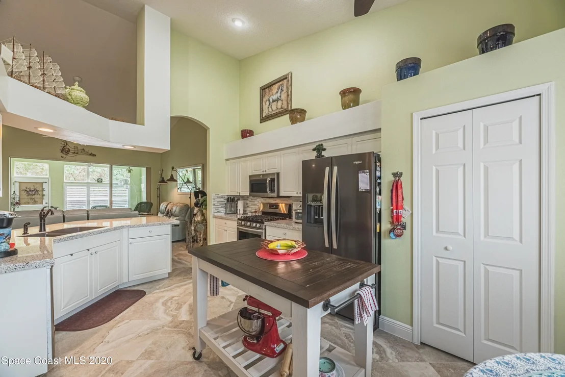 Photo of 338 Renaissance Avenue