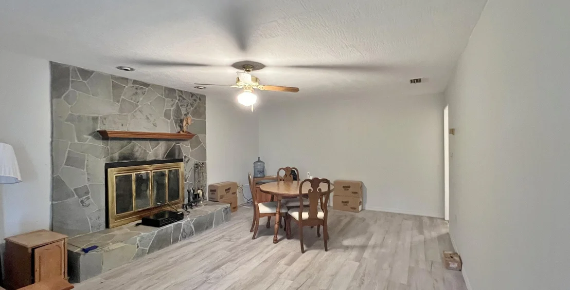 Photo of 1695 Grant Road