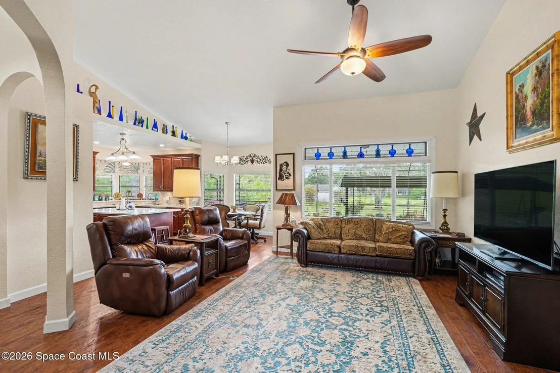 Photo of 1205 War Eagle Boulevard