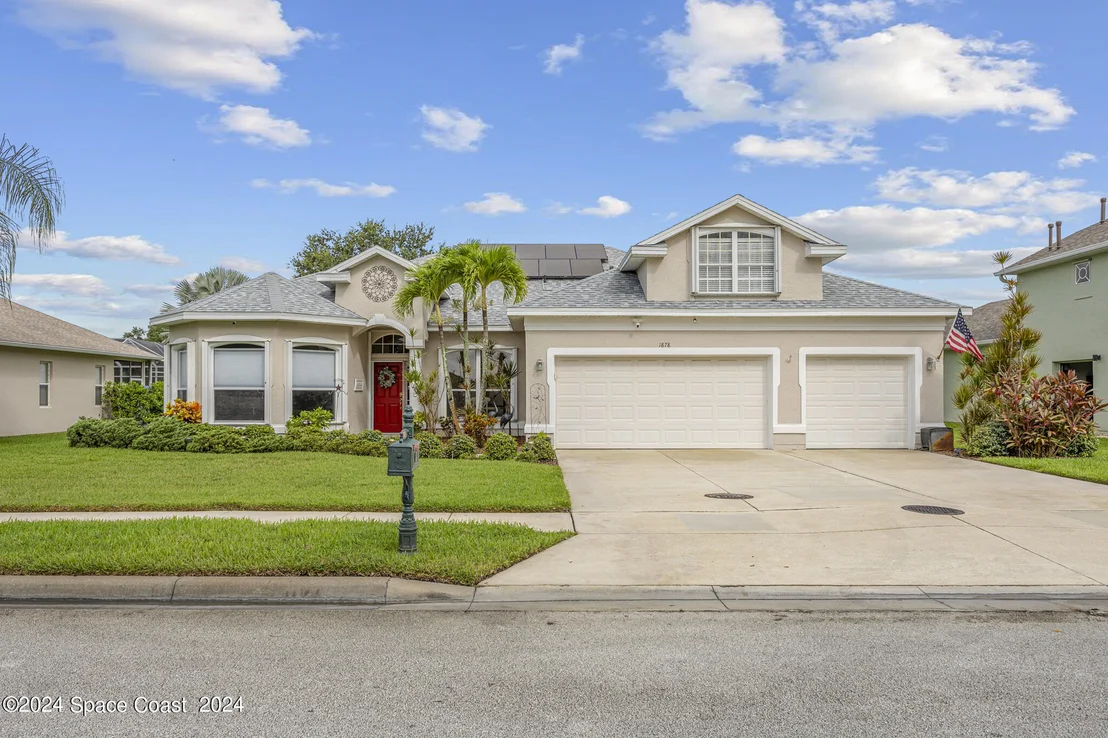 Photo of 1878 Windbrook Drive SE