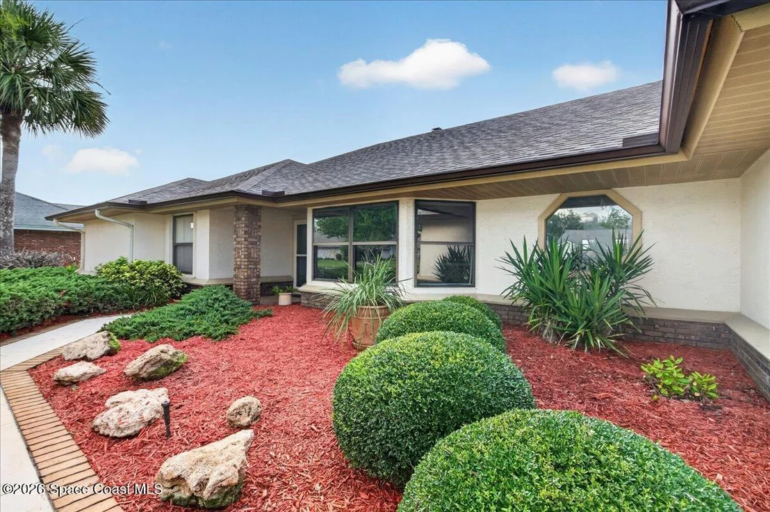 Photo of 1347 Silver Lake Drive