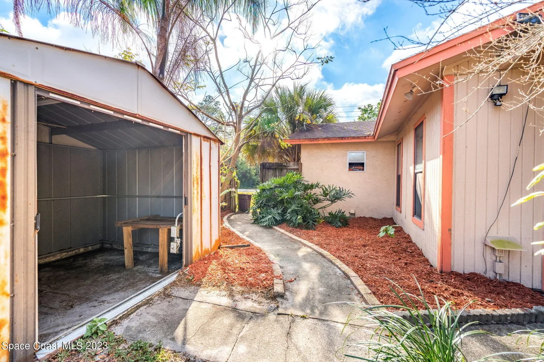 Photo of 6414 Hudson Road