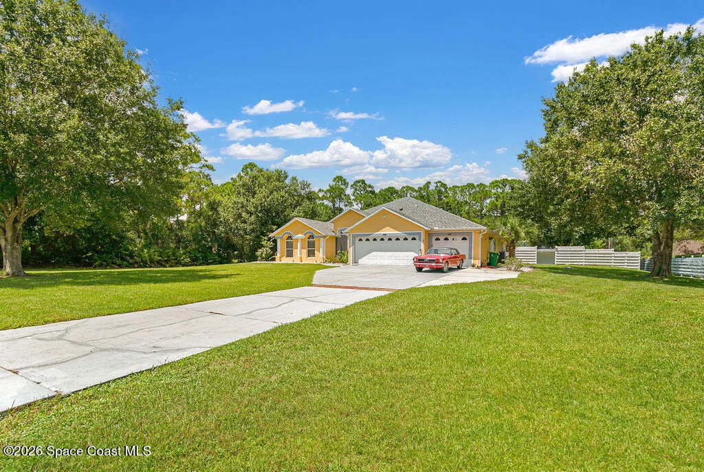 Photo of 4980 Pinewood Place