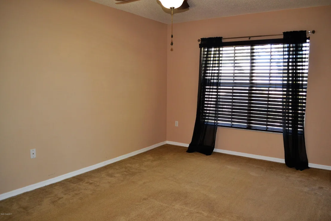 Photo of 235 Twin Lakes Road