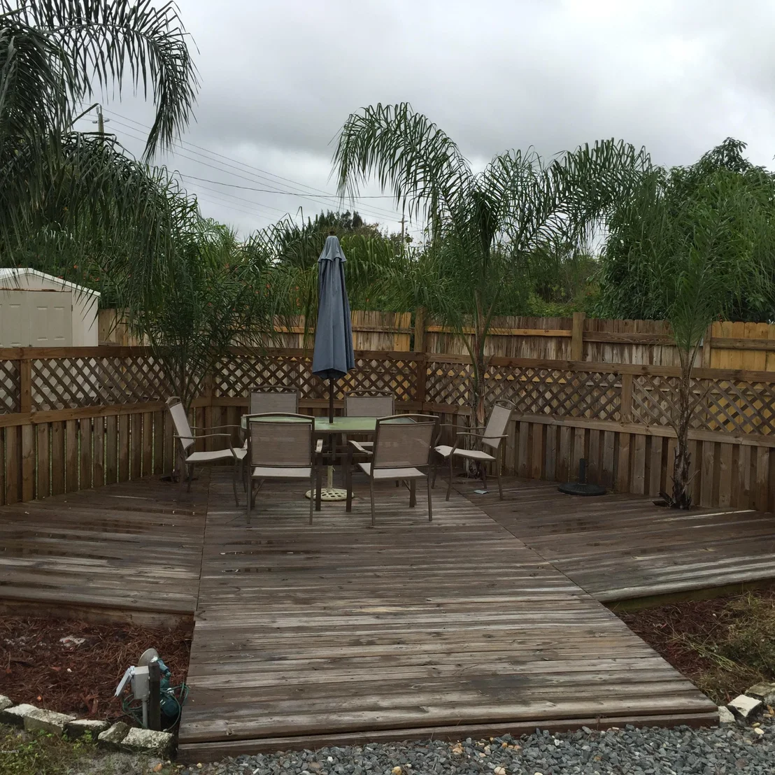Photo of 476 Crescent Drive