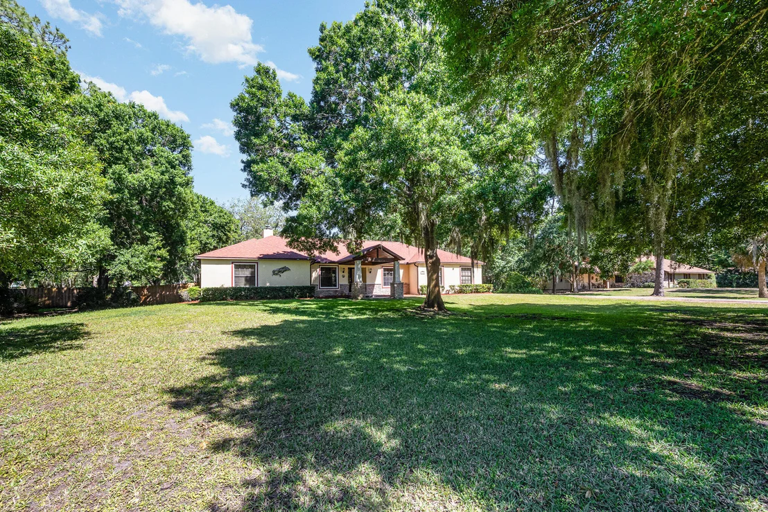 Photo of 1725 Hidden Lake Drive