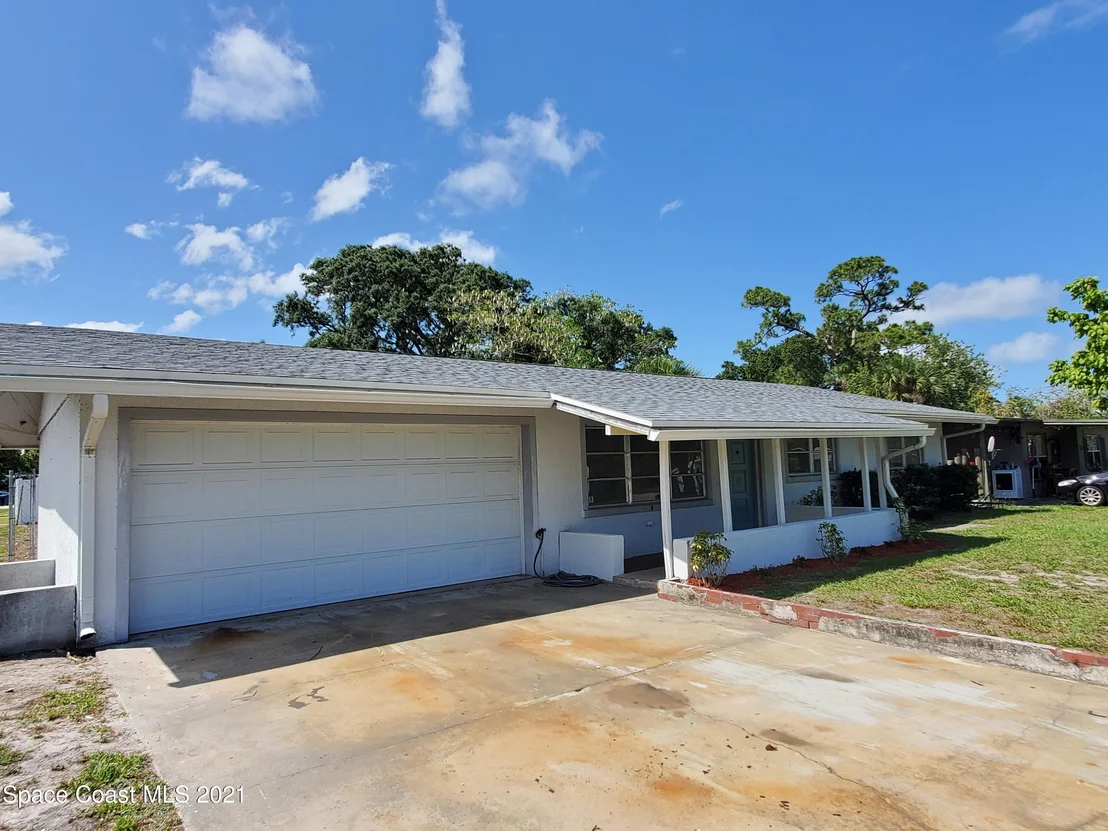 Photo of 2511 Vernon Drive NE