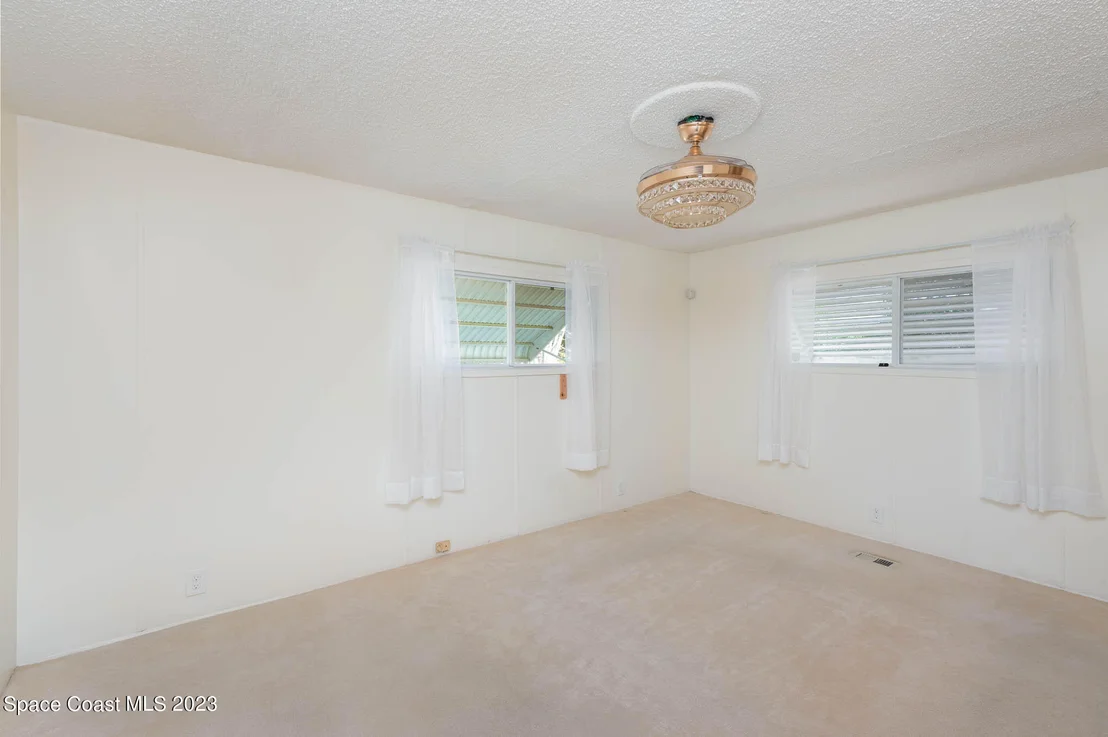 Photo of 19 Annette Drive