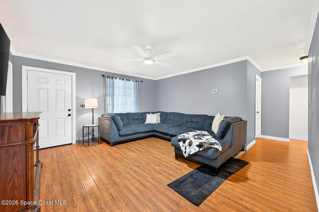 Photo of 4585 Vancouver Avenue