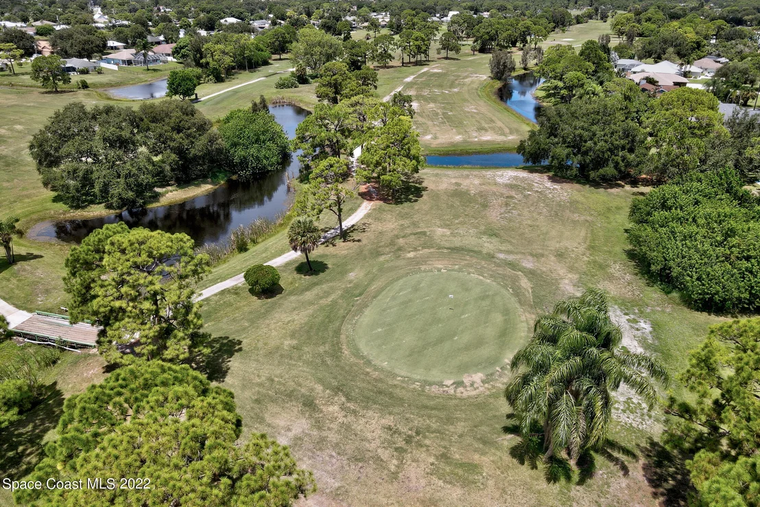 Photo of 4100 Redwood Drive