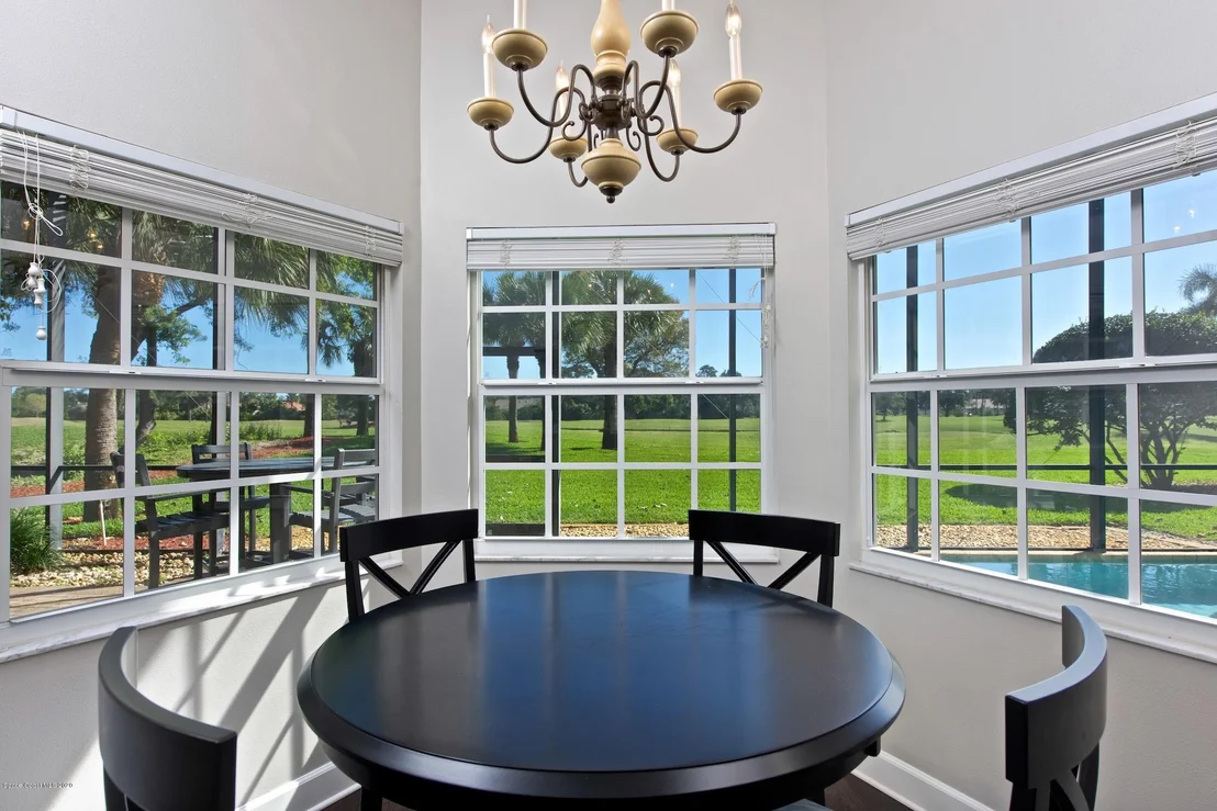 Photo of 637 Woodbridge Drive
