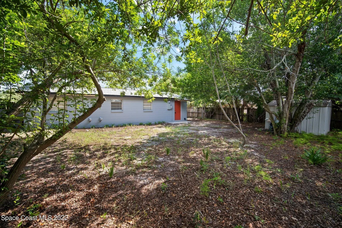 Photo of 1665 134th Avenue N