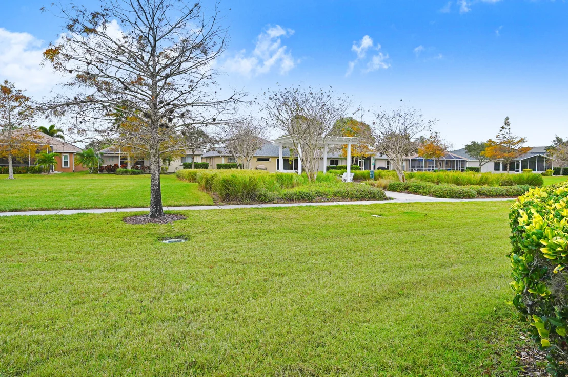 Photo of 6934 Renshaw Drive