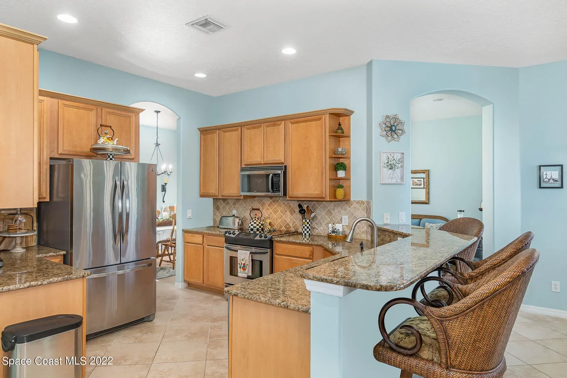 Photo of 1836 Windbrook Drive SE