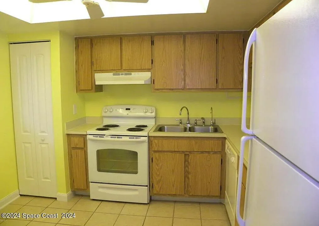 Photo of Unit 227 at 2975 Thrush Drive