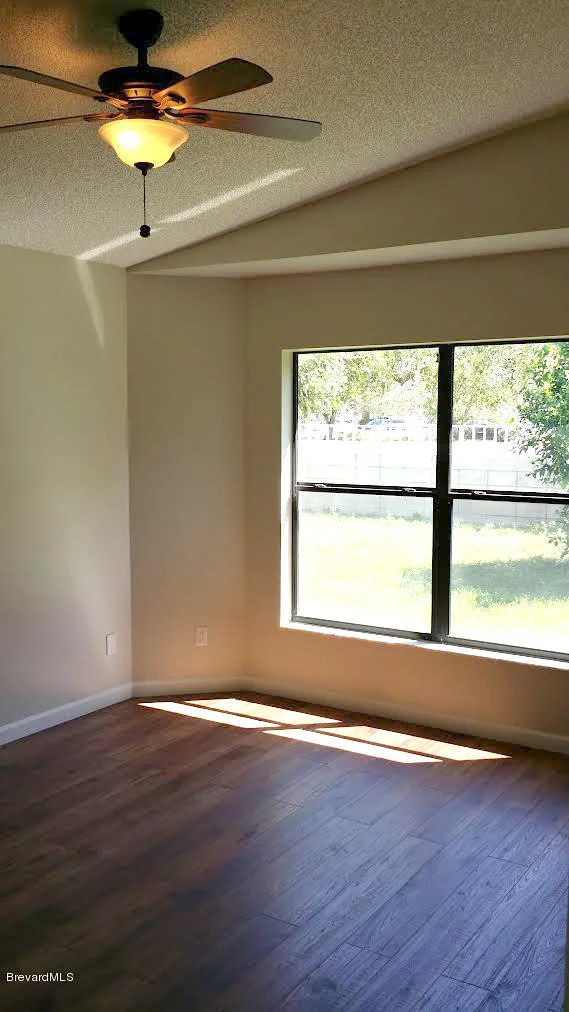 Photo of 7012 Hammock Trace Drive