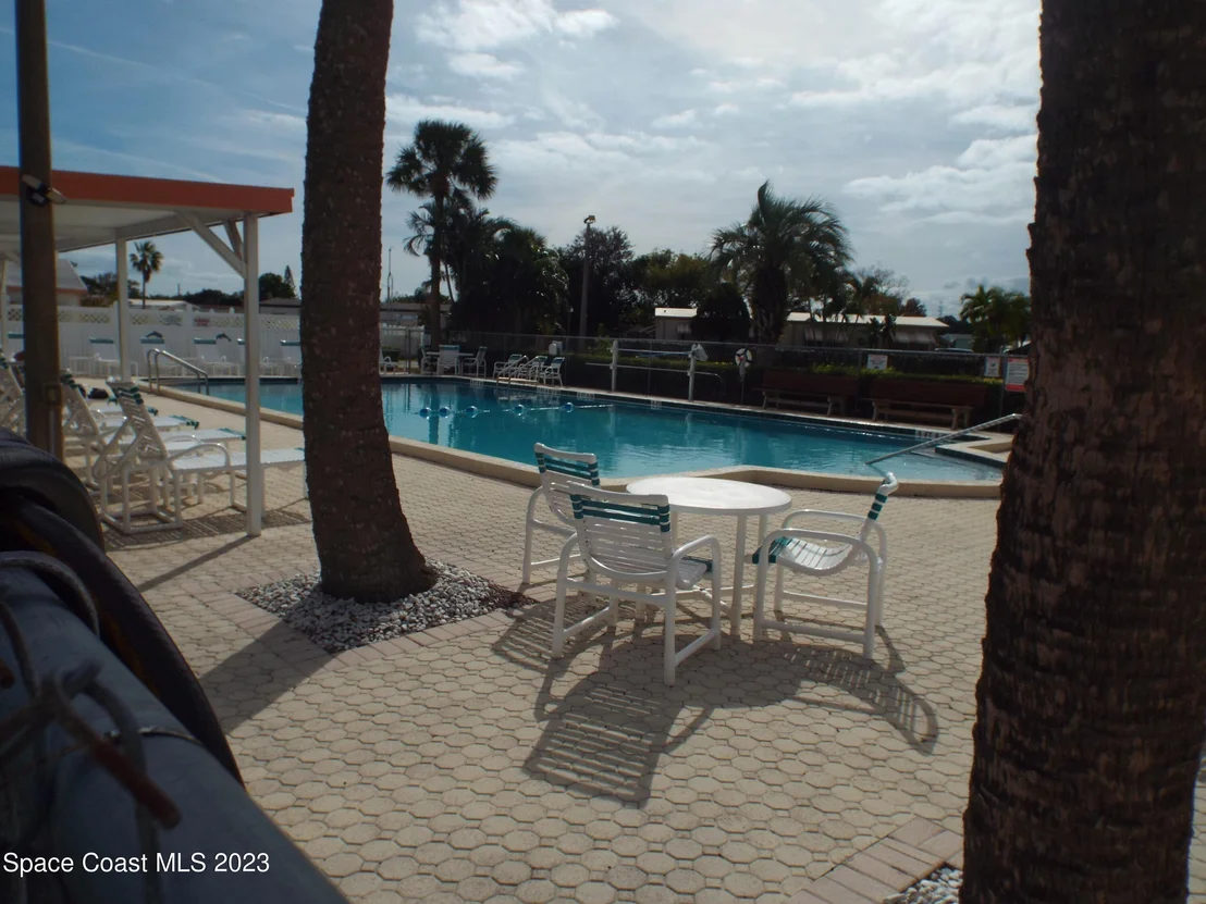 Photo of 1772 Coco Plum Street NE