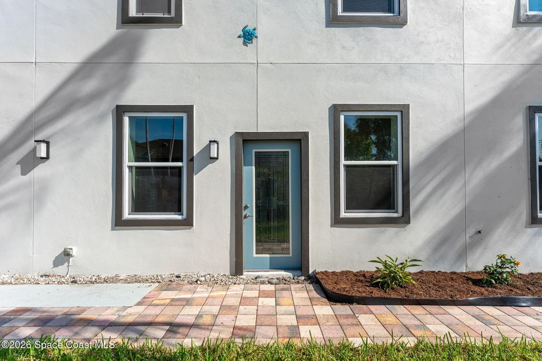 Photo of 136 14th Avenue