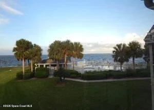 Photo of Unit UNITA202 at 7220 U.S. 1