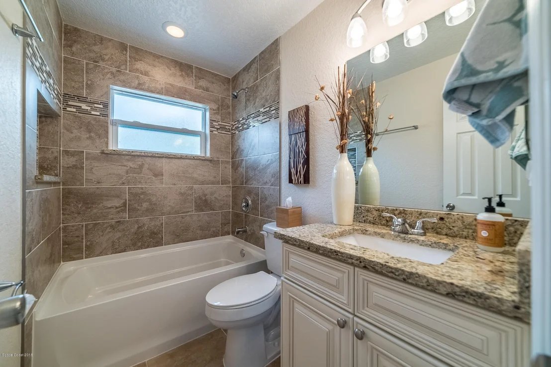 Photo of 280 Albatross Drive
