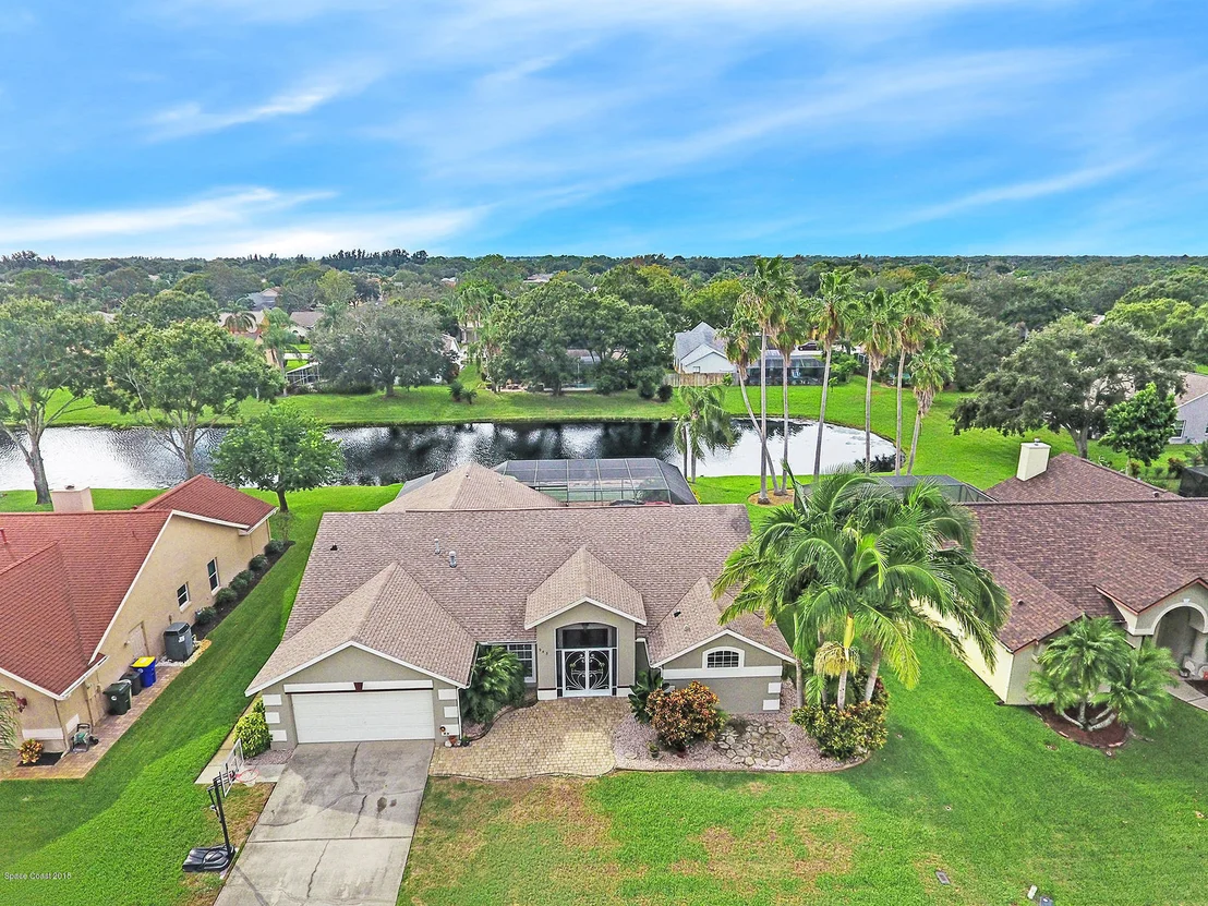 Photo of 943 Pelican Lane