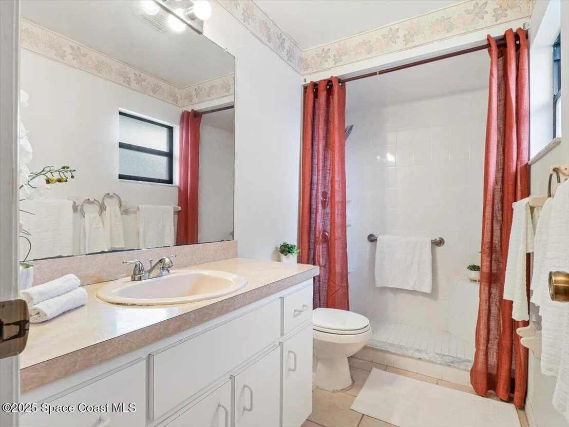 Photo of 6845 Harp Avenue