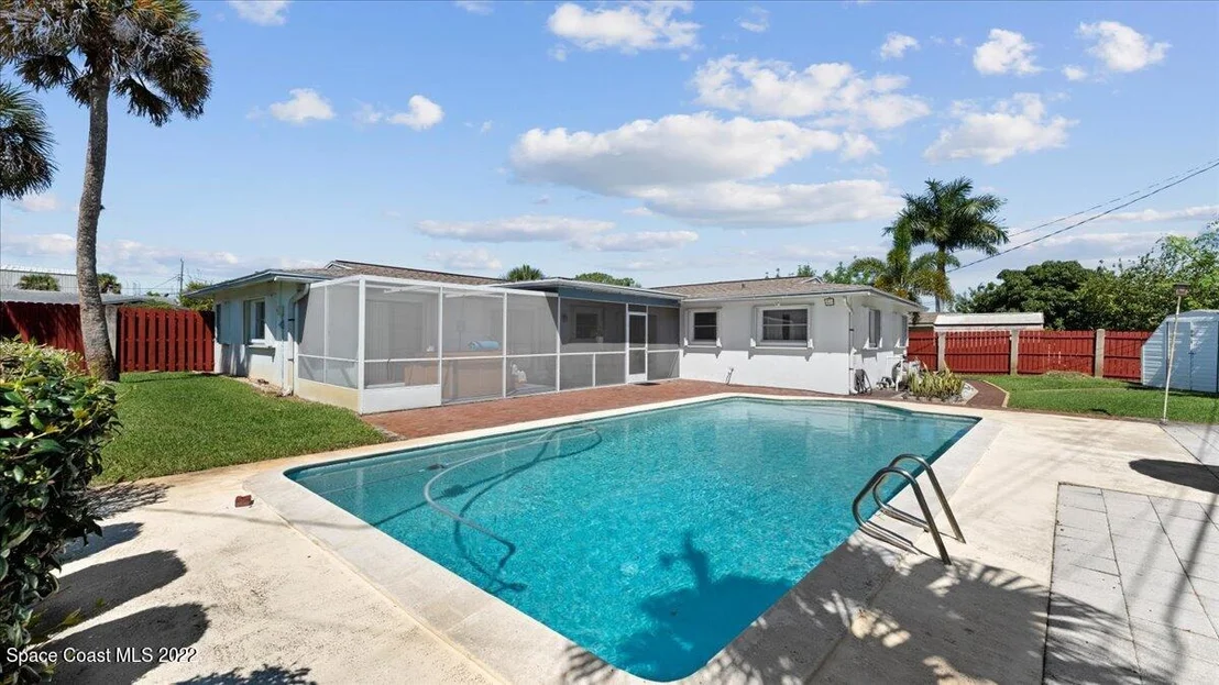 Photo of 3510 W Roundtree Drive