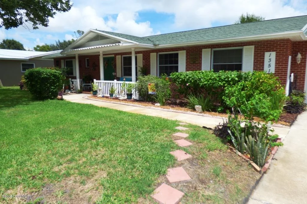 Photo of 1351 Gleneagles Way