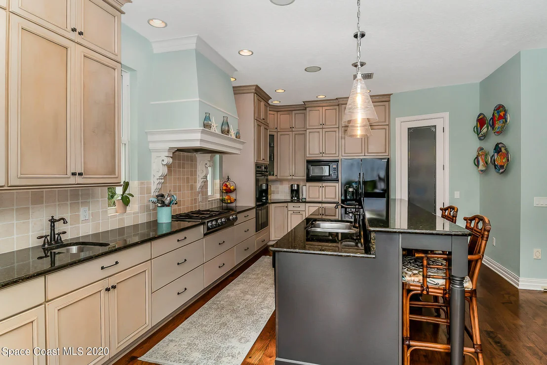Photo of 2300 Rockledge Drive