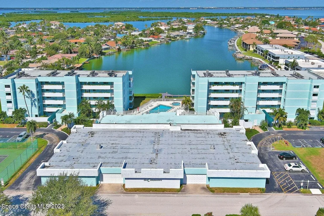 Photo of Unit 1102 at 1700 Commodore Boulevard